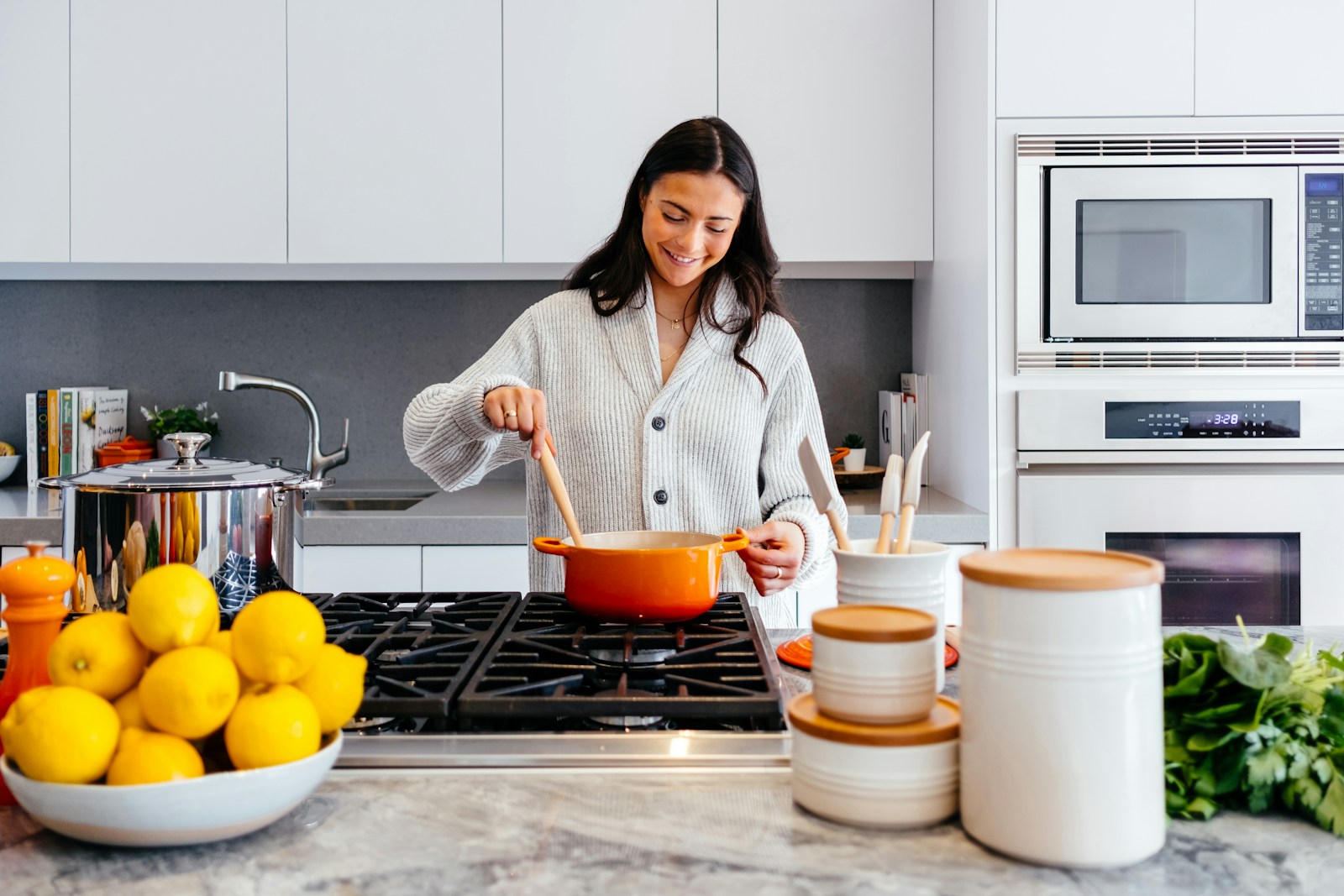 Modern Energy-Efficient Kitchen Appliances